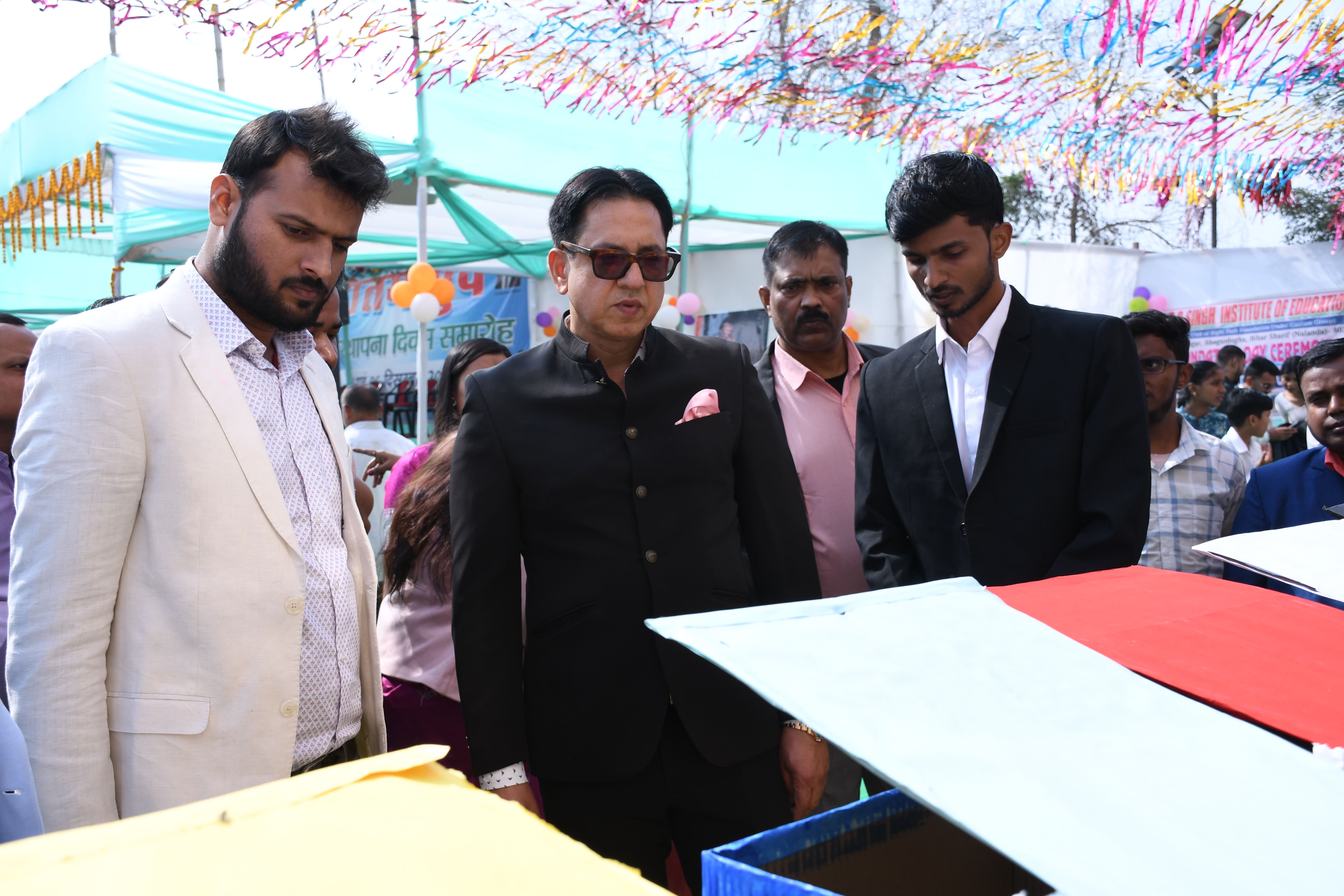 15th Foundation Day (Game Photo)